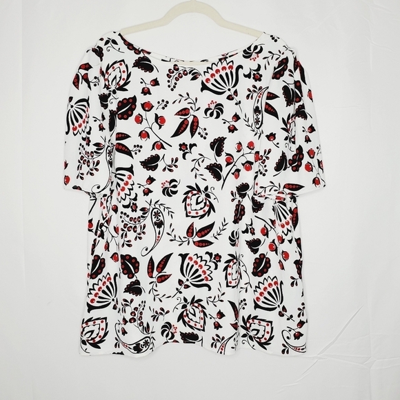 Talbots Plus NWT Floral Top Size 2X Cherry Print Short Sleeve Lightweight Shirt - Picture 2 of 11